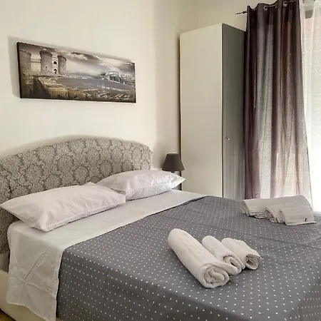 Falu Centro Con Cucina E Bagno Privato Gasthuis Napels
