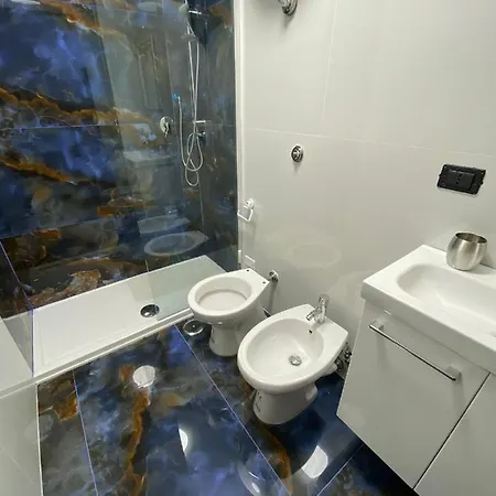 Falu Centro Con Cucina E Bagno Privato Guest house Naples